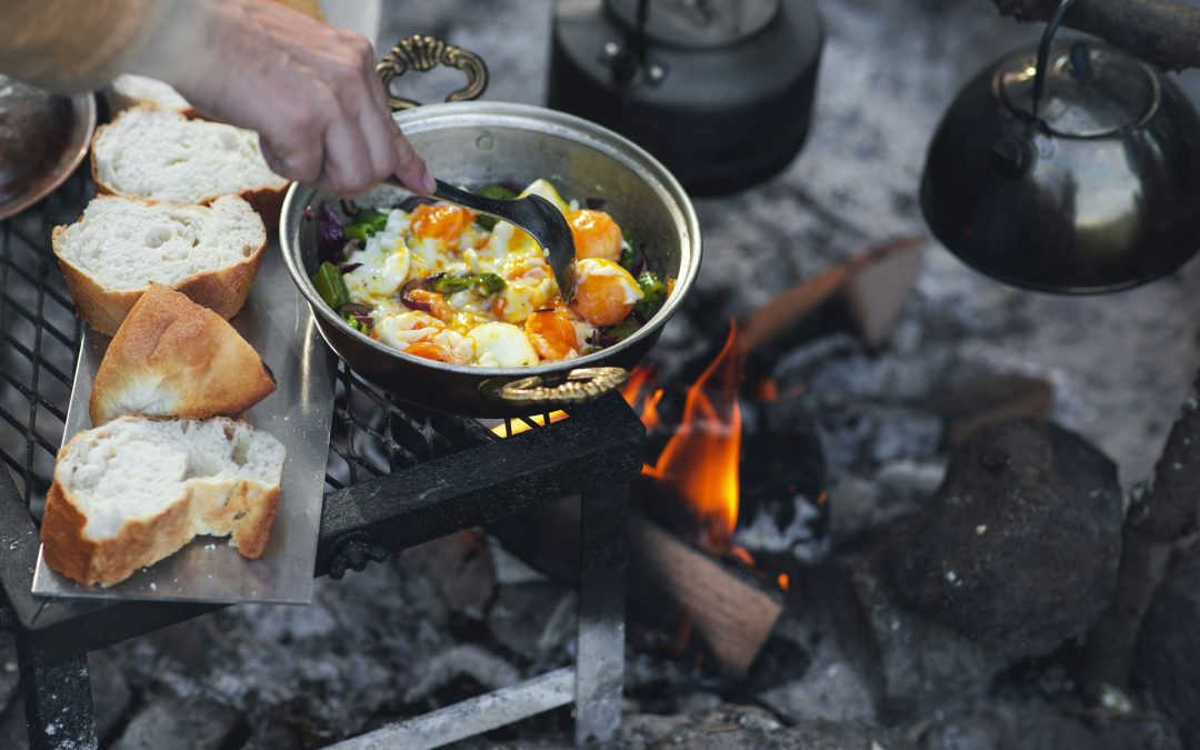 Crafting Culinary Delights in the Wild: Exploring Creative Camp Cooking Techniques