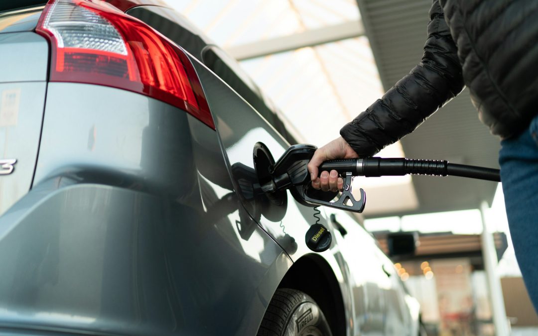 Fuel Efficiency Myths Debunked: The Truth Behind Common Misconceptions